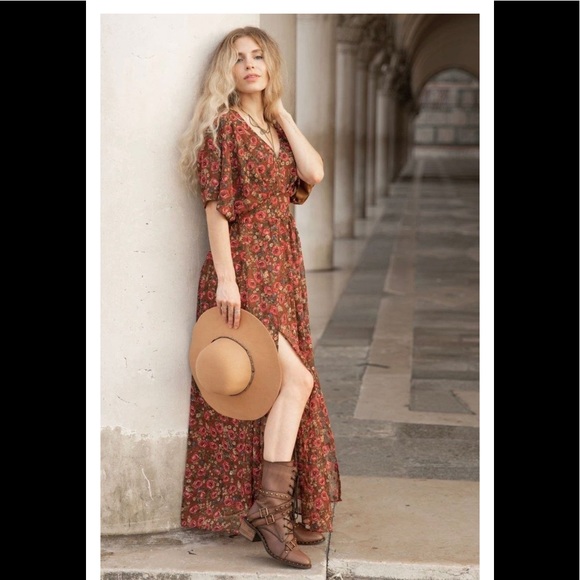 Joyfolie Dresses & Skirts - Mia Joy Joyfolie Maya dress in rust floral size XL